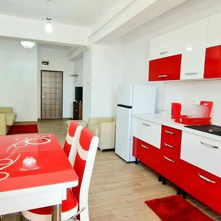 Red Accommodation Near Palas Mall Yaş Dış mekan fotoğraf
