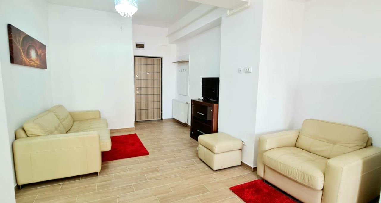 Red Accommodation Near Palas Mall Yaş Dış mekan fotoğraf